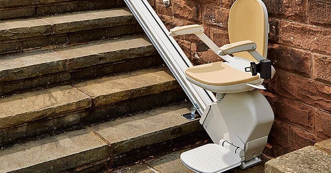 STRAIGHT STAIRLIFT